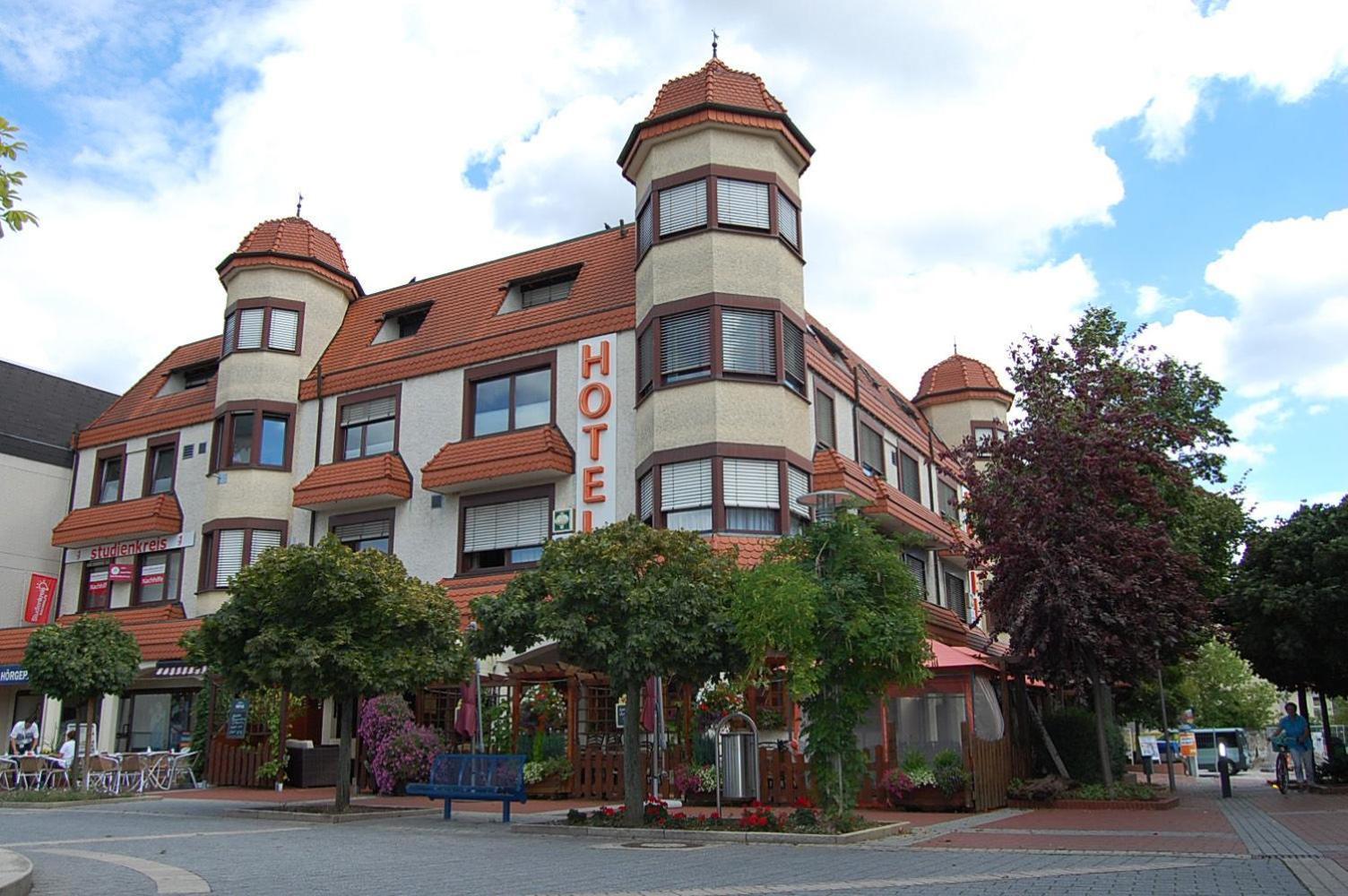 Hotel Restaurant Paelzer-Buwe Haßloch Kültér fotó